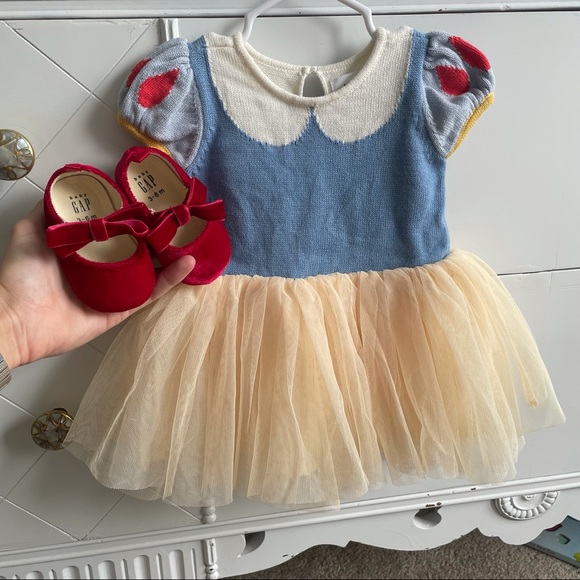 GAP Other - Baby Gap Snow White Sweater Dress & Shoes